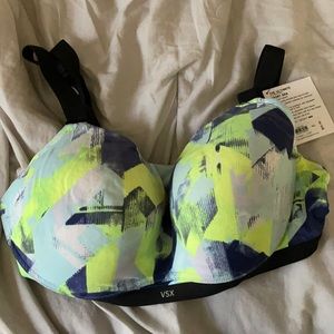 Victoria Secret The Ultimate Sports Bra
